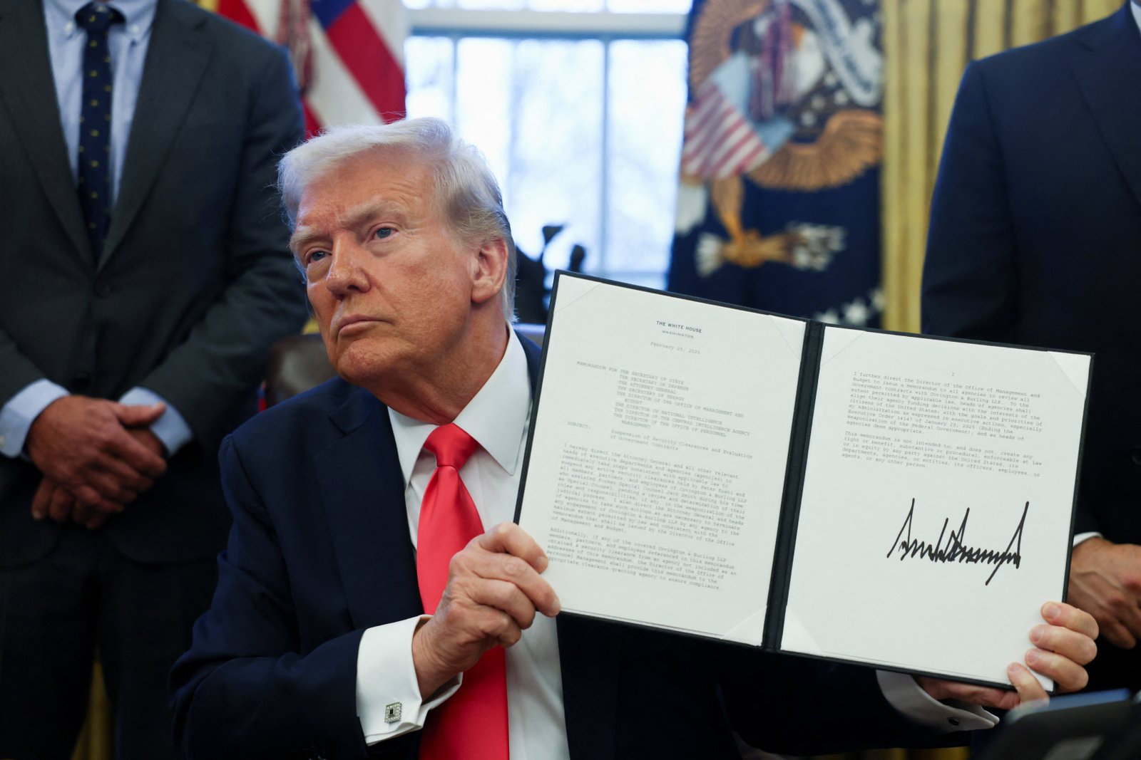 هل يسعى ترامب الى اعادة تشكيل التجارة الدولية؟